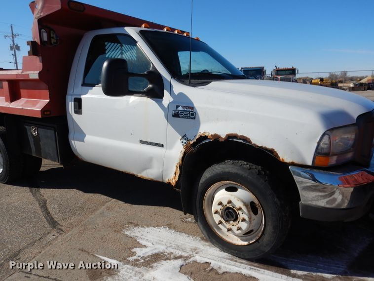 image for item DG5873 2002 Ford F550 dump truck