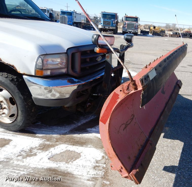 image for item DG5873 2002 Ford F550 dump truck