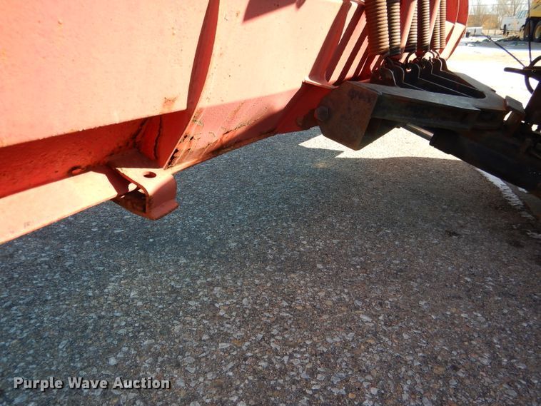 image for item DG5873 2002 Ford F550 dump truck