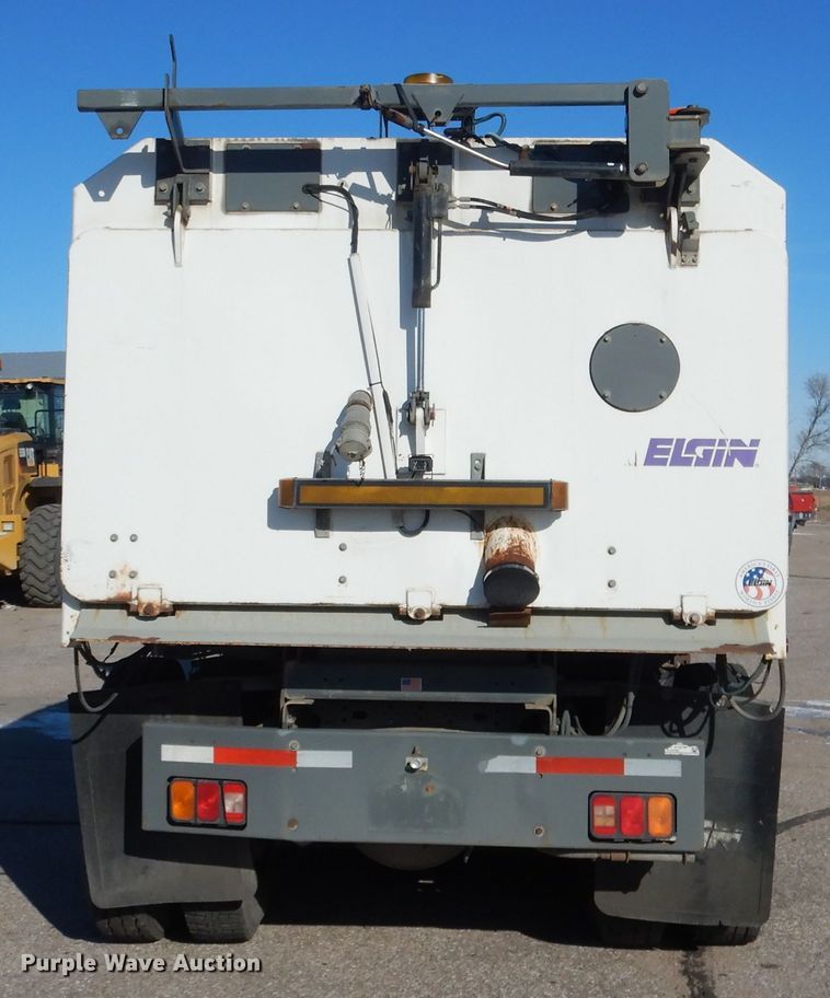 image for item DG5874 2003 Sterling SC8000 street sweeper truck