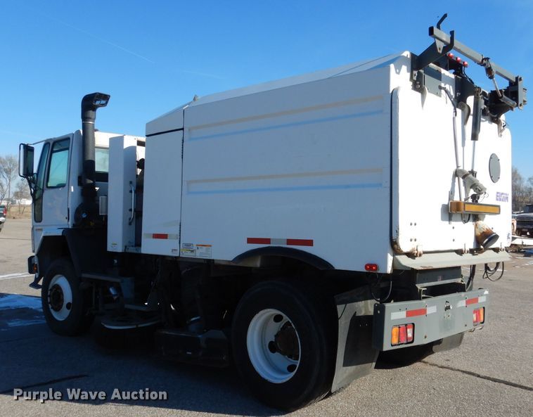 image for item DG5874 2003 Sterling SC8000 street sweeper truck