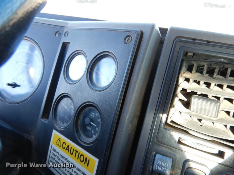 image for item DG5874 2003 Sterling SC8000 street sweeper truck