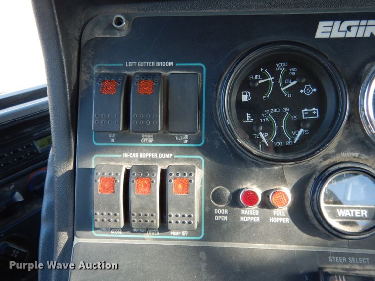 image for item DG5874 2003 Sterling SC8000 street sweeper truck