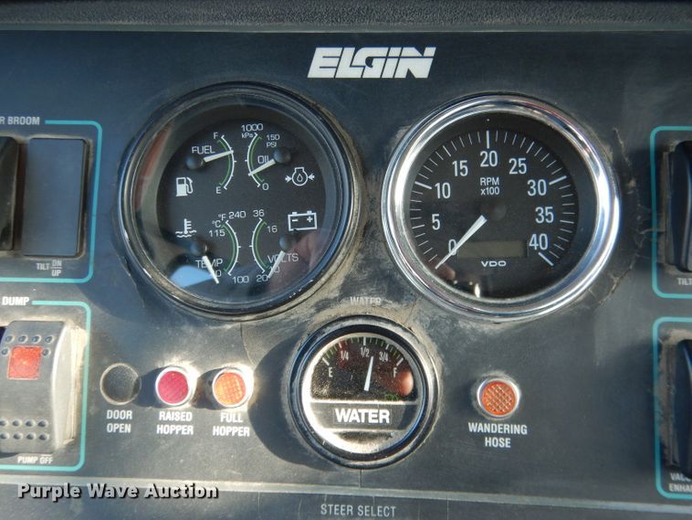 image for item DG5874 2003 Sterling SC8000 street sweeper truck