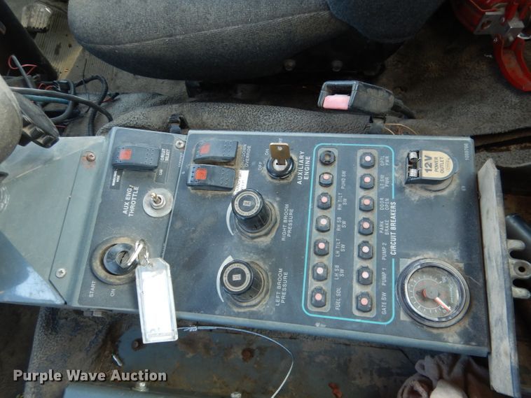 image for item DG5874 2003 Sterling SC8000 street sweeper truck