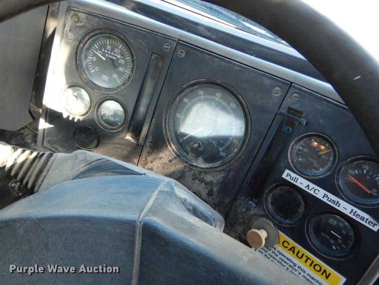 image for item DG5874 2003 Sterling SC8000 street sweeper truck