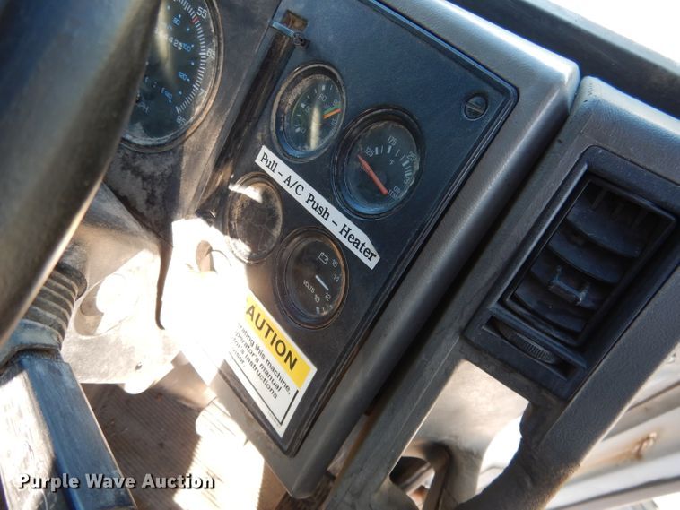 image for item DG5874 2003 Sterling SC8000 street sweeper truck