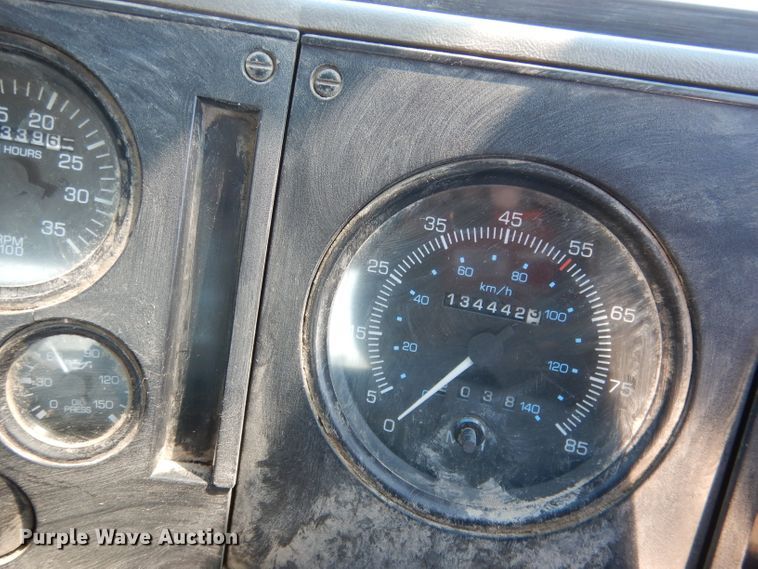 image for item DG5874 2003 Sterling SC8000 street sweeper truck