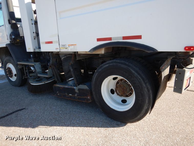 image for item DG5874 2003 Sterling SC8000 street sweeper truck