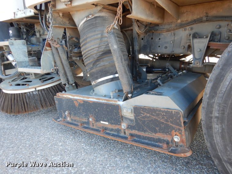 image for item DG5874 2003 Sterling SC8000 street sweeper truck