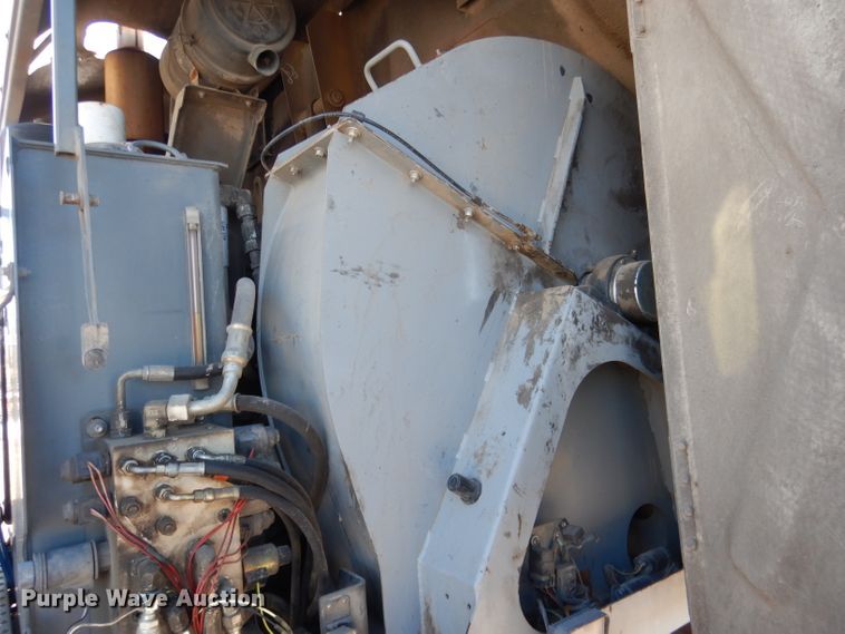 image for item DG5874 2003 Sterling SC8000 street sweeper truck