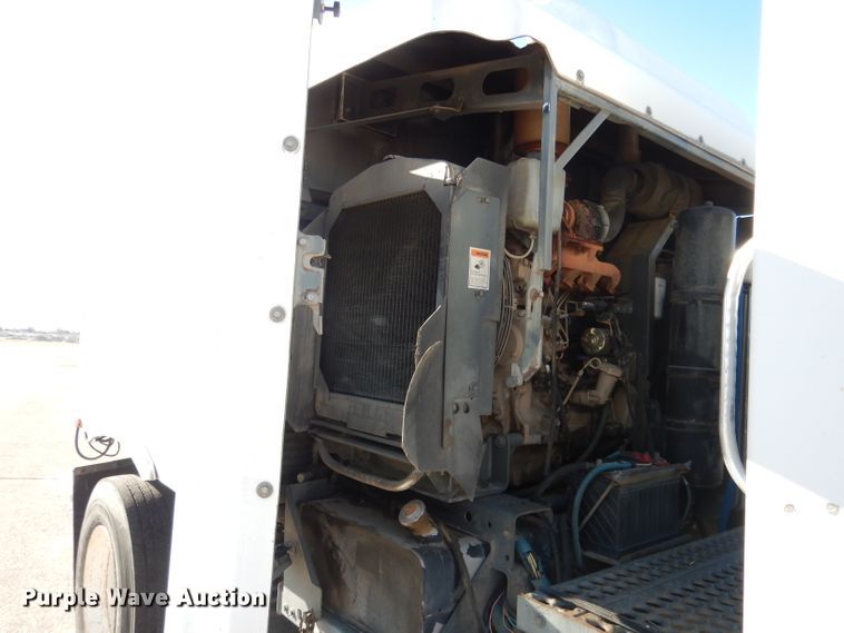 image for item DG5874 2003 Sterling SC8000 street sweeper truck