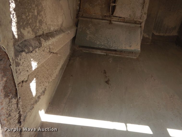 image for item DG5874 2003 Sterling SC8000 street sweeper truck