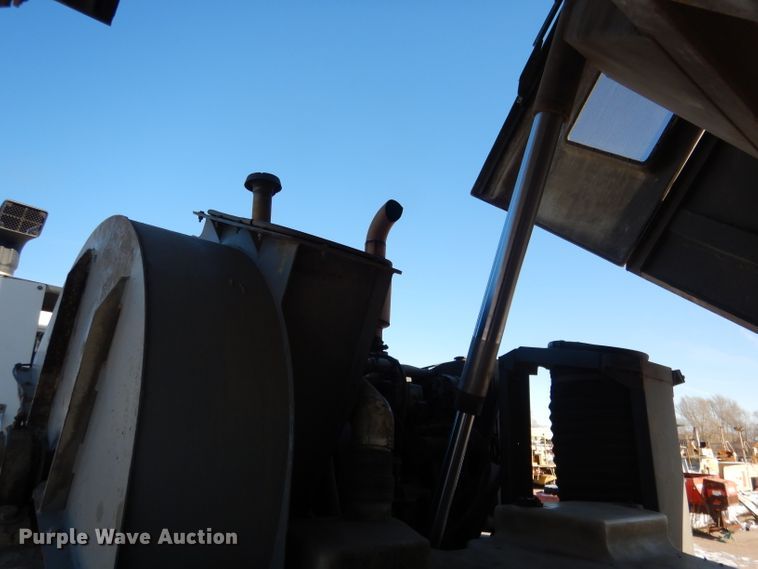 image for item DG5874 2003 Sterling SC8000 street sweeper truck