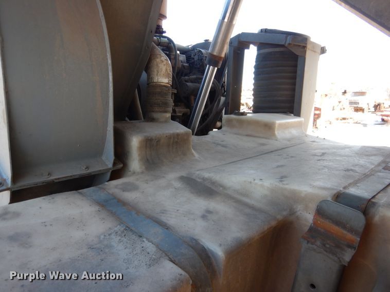 image for item DG5874 2003 Sterling SC8000 street sweeper truck