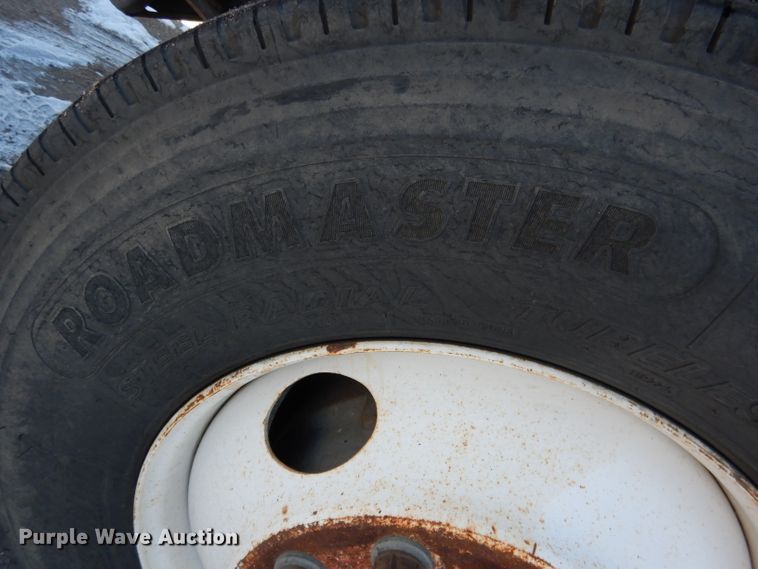 image for item DG5874 2003 Sterling SC8000 street sweeper truck