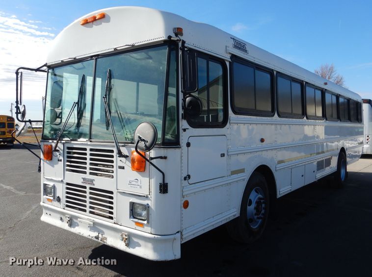 image for item DG5877 2005 Thomas Saf-T-Liner MVP EF school bus