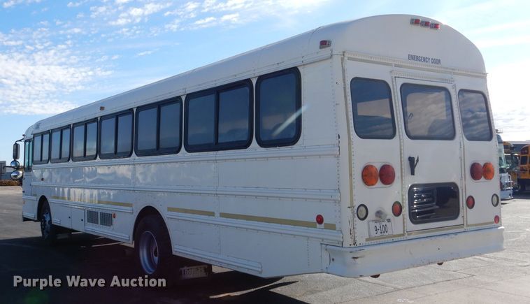 image for item DG5877 2005 Thomas Saf-T-Liner MVP EF school bus