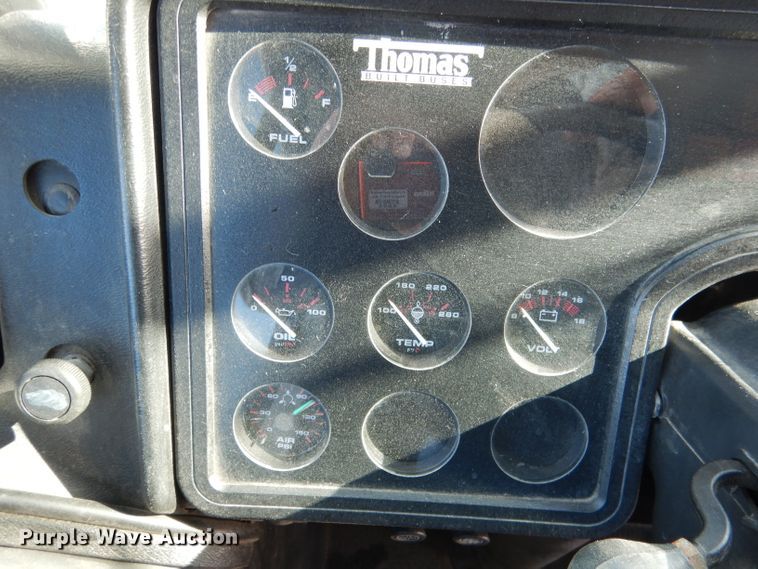 image for item DG5877 2005 Thomas Saf-T-Liner MVP EF school bus