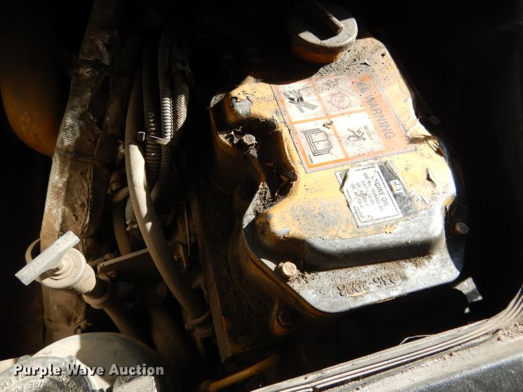 image for item DG5877 2005 Thomas Saf-T-Liner MVP EF school bus