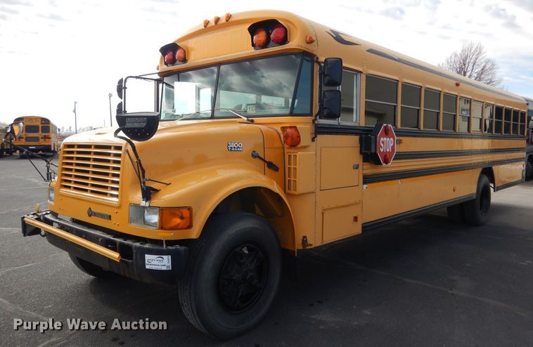 image for item DG5878 2001 Blue Bird 3800 school bus