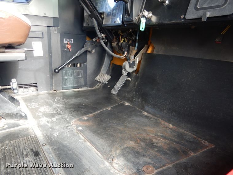 image for item DG5878 2001 Blue Bird 3800 school bus