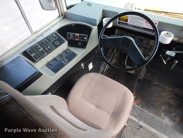 image for item DG5878 2001 Blue Bird 3800 school bus