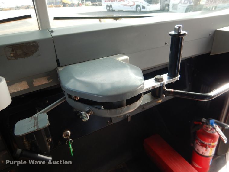 image for item DG5878 2001 Blue Bird 3800 school bus