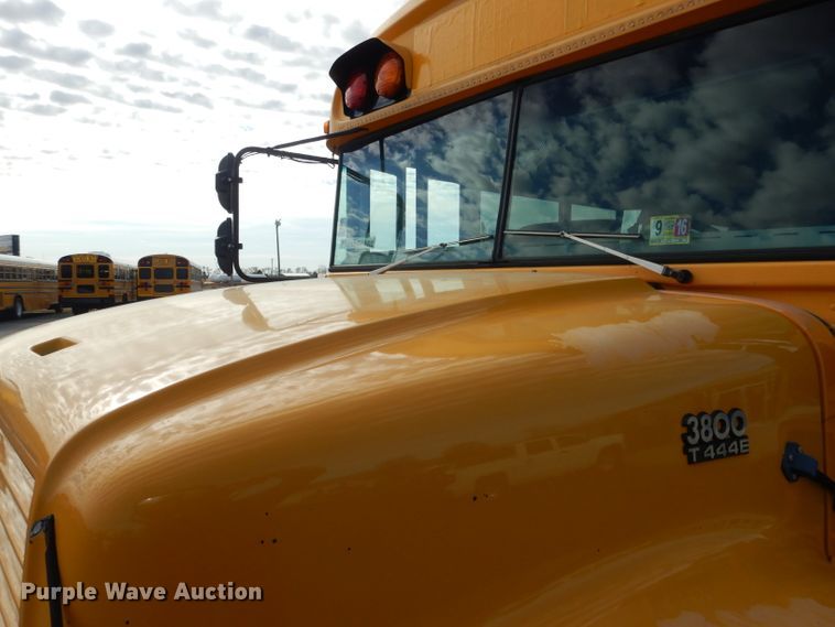 image for item DG5878 2001 Blue Bird 3800 school bus