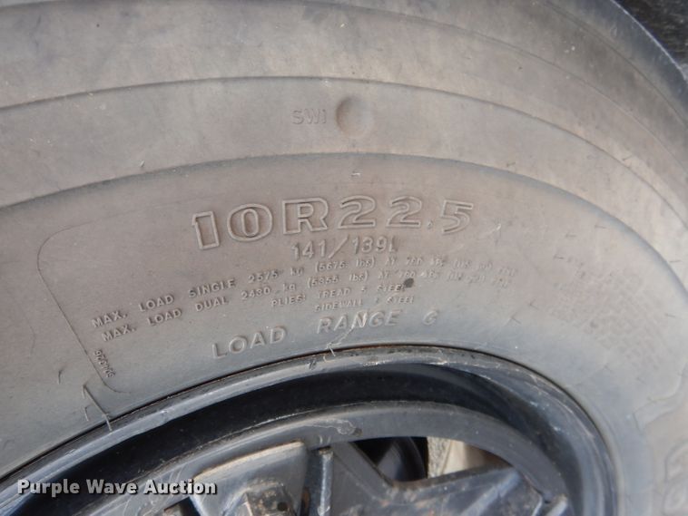 image for item DG5878 2001 Blue Bird 3800 school bus