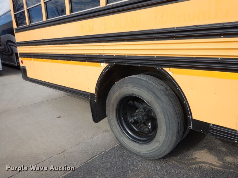 image for item DG5878 2001 Blue Bird 3800 school bus