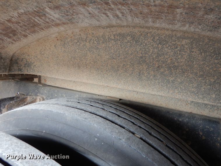 image for item DG5878 2001 Blue Bird 3800 school bus