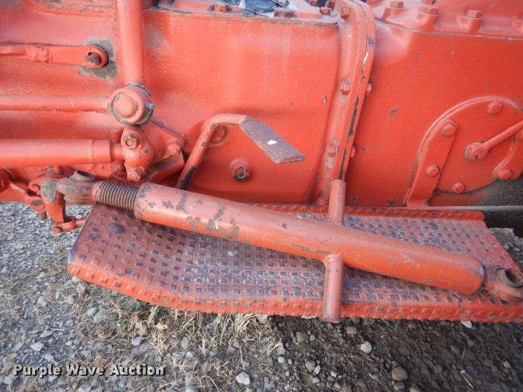 image for item DG5880 Ford tractor