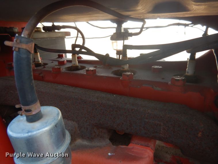 image for item DG5880 Ford tractor