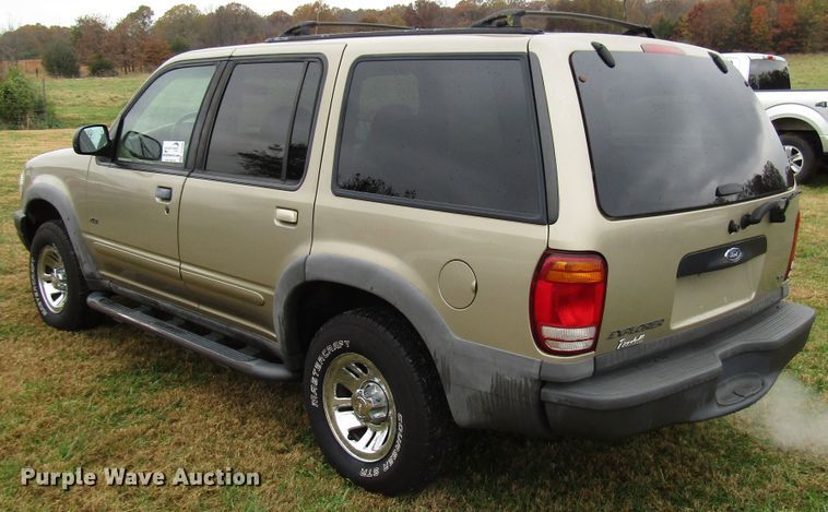 image for item DG6666 2000 Ford Explorer SUV