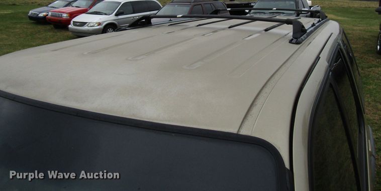 image for item DG6666 2000 Ford Explorer SUV