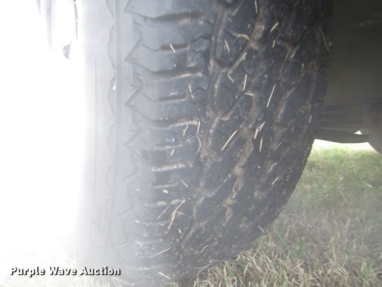 image for item DG6666 2000 Ford Explorer SUV