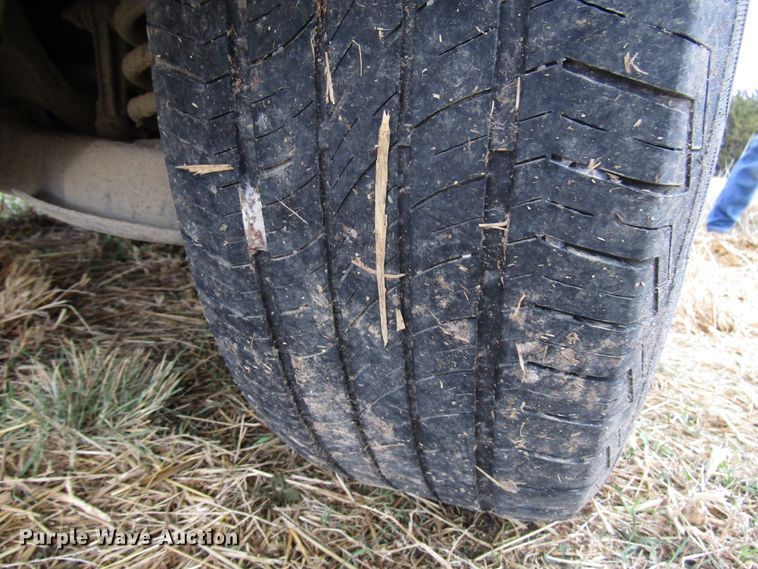 image for item DG6743 2008 Saturn Vue SUV