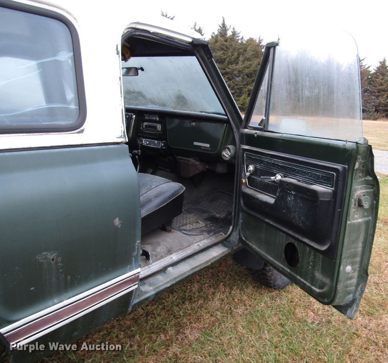 image for item DG6744 1972 GMC Jimmy SUV