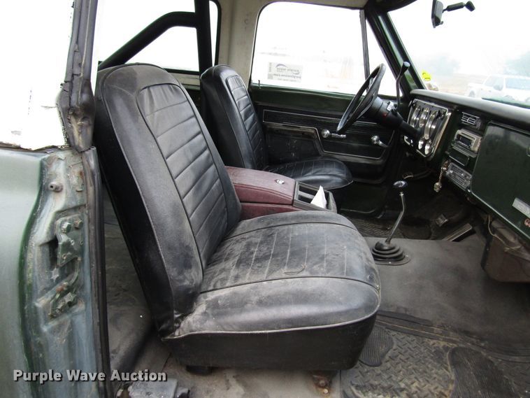 image for item DG6744 1972 GMC Jimmy SUV