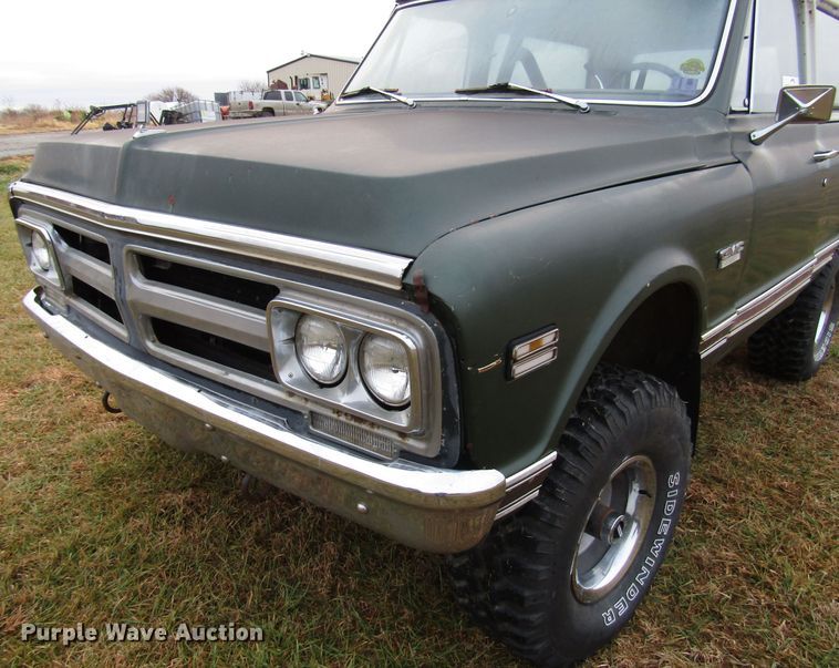 image for item DG6744 1972 GMC Jimmy SUV