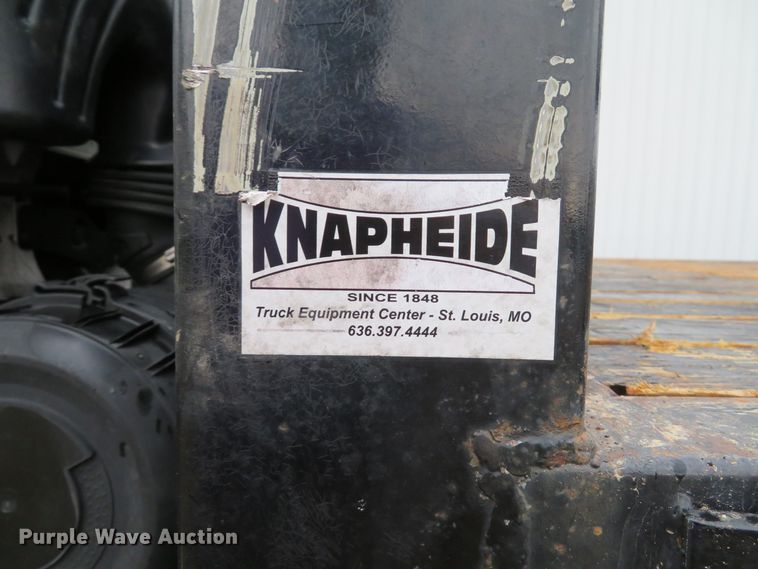 image for item DH1627 2009 Ford LCF flatbed truck