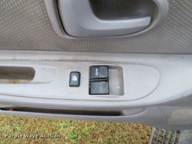 image for item DH1627 2009 Ford LCF flatbed truck