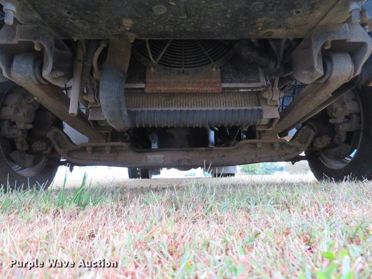 image for item DH1627 2009 Ford LCF flatbed truck