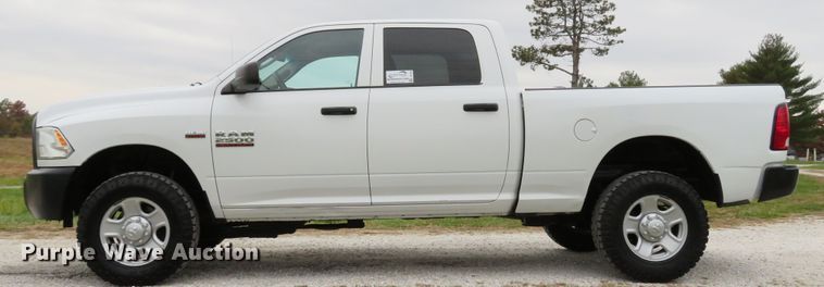 image for item DH1663 2014 Dodge Ram 2500HD Crew Cab pickup truck