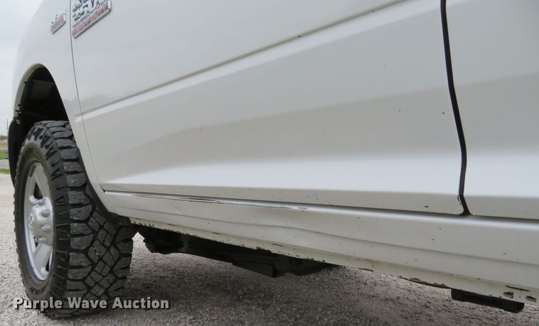 image for item DH1663 2014 Dodge Ram 2500HD Crew Cab pickup truck