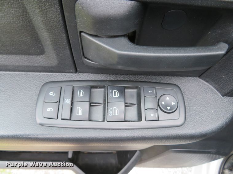 image for item DH1663 2014 Dodge Ram 2500HD Crew Cab pickup truck