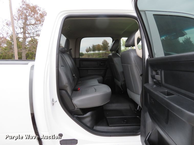 image for item DH1663 2014 Dodge Ram 2500HD Crew Cab pickup truck