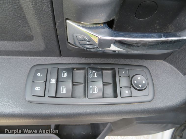 image for item DH1667 2012 Dodge Ram 2500HD Crew Cab pickup truck