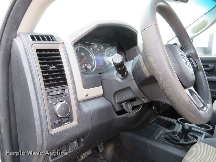 image for item DH1667 2012 Dodge Ram 2500HD Crew Cab pickup truck